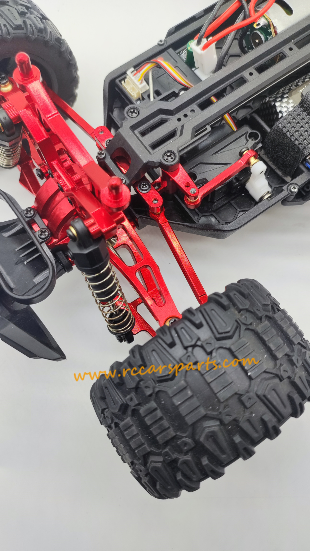 The installation effect of Enoze 9002E upgraded full metal kit is shown in the figure